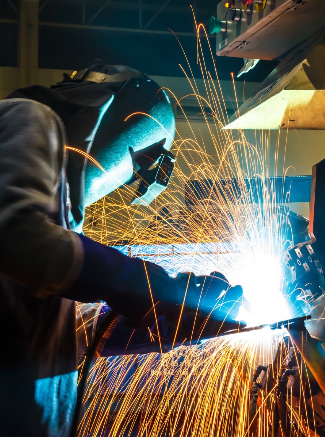 守屋工業　配管工・溶接工